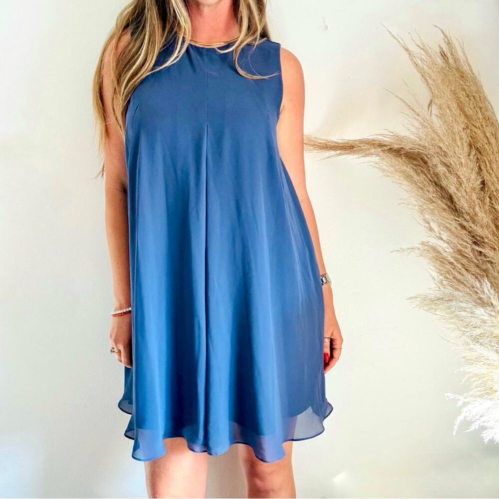 BCBG REVOLVE Cornflower Blue Sleeveless Swing Tank Pleated $148 Mini Dress L